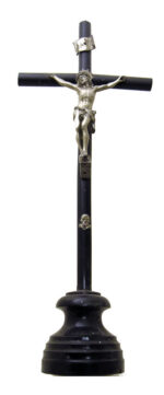 Croix en bois noirci sur pied à poser - XIXe siècle - 428 mm