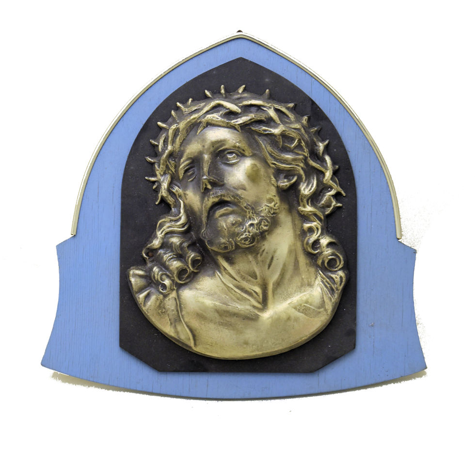 Tête de Christ sur fond bois bleu – A suspendre – Vers 1950
